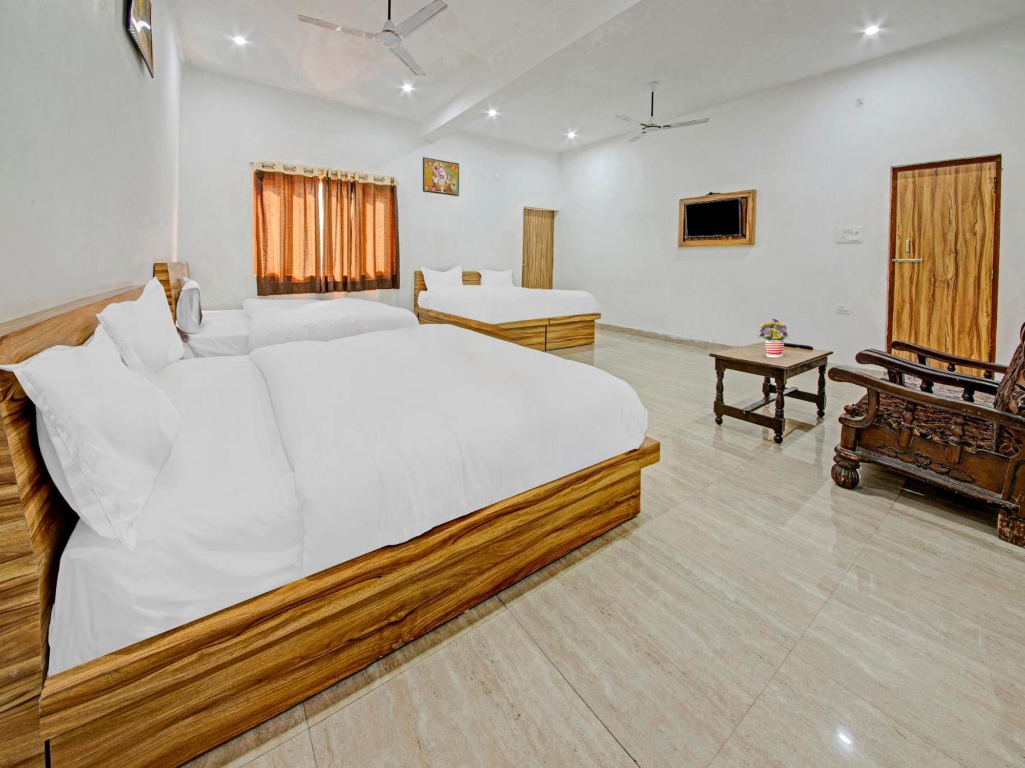 Hotel Kailasha Uttarkāshi Zewnętrze zdjęcie