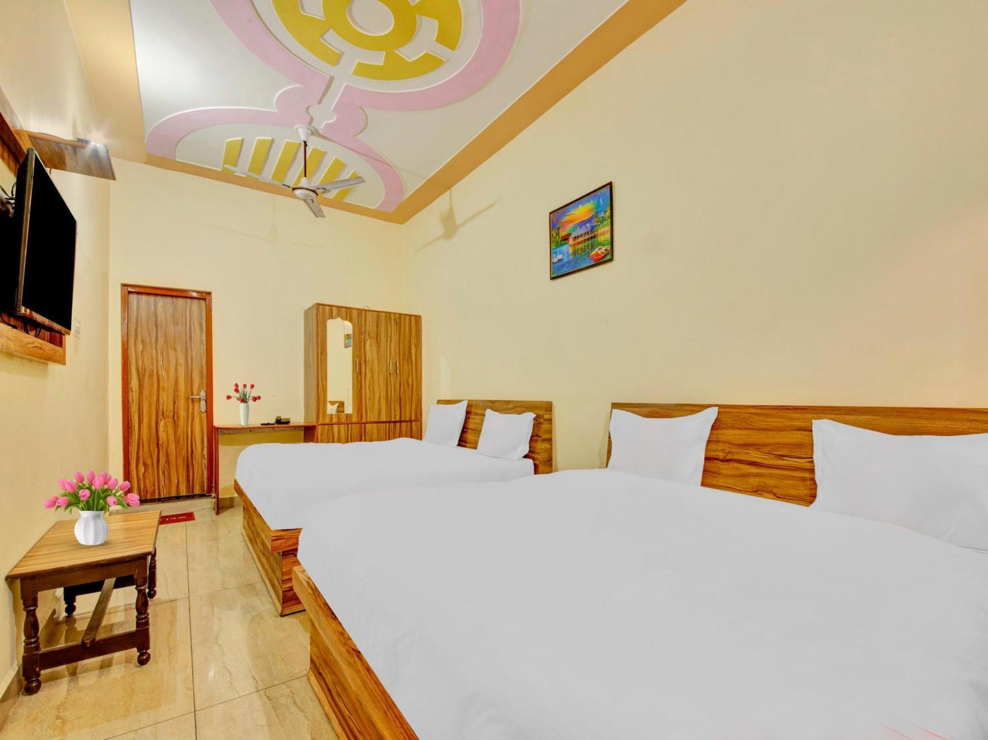 Hotel Kailasha Uttarkāshi Zewnętrze zdjęcie