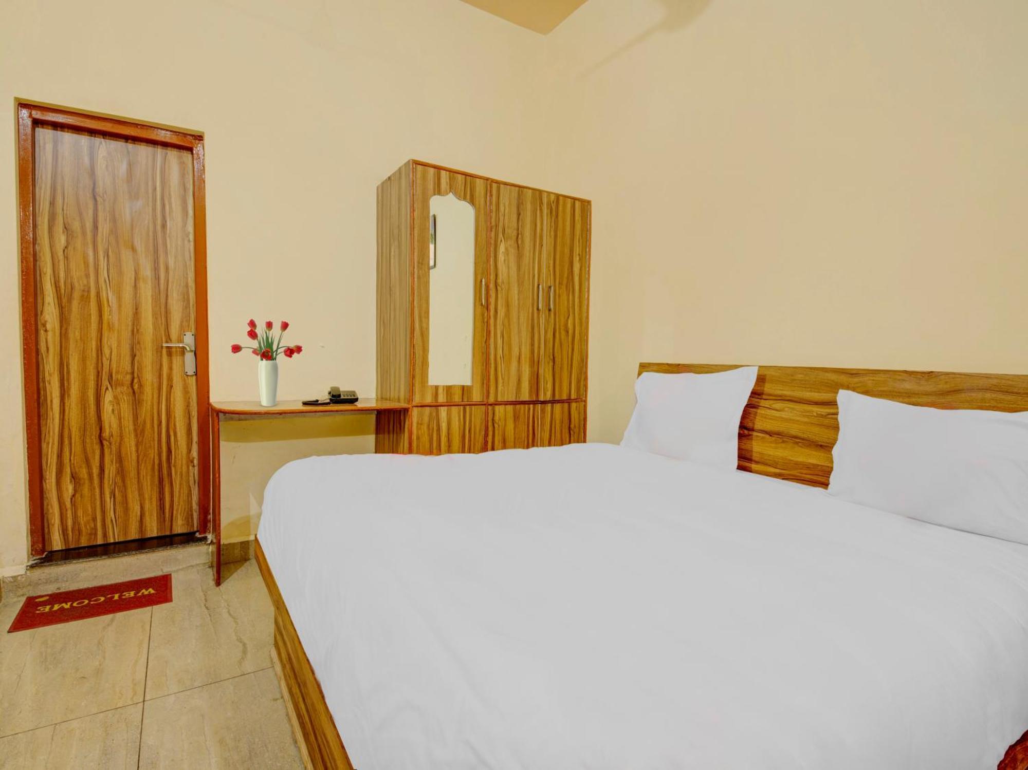Hotel Kailasha Uttarkāshi Zewnętrze zdjęcie