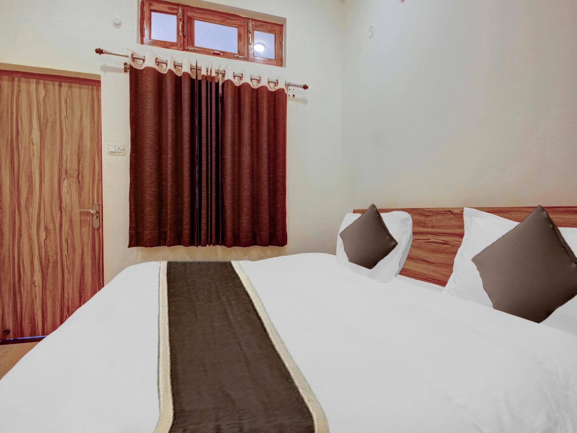 Hotel Kailasha Uttarkāshi Zewnętrze zdjęcie